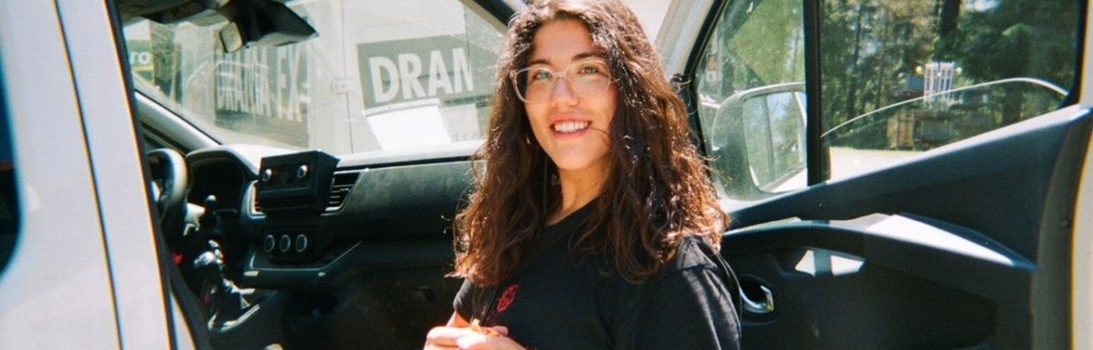 La exalumna del Grado Superior en Realización de Proyectos Audiovisuales y Espectáculos ha trabajado en producciones como Alcarràs, Saben Aquel o El maestro que prometió el mar.