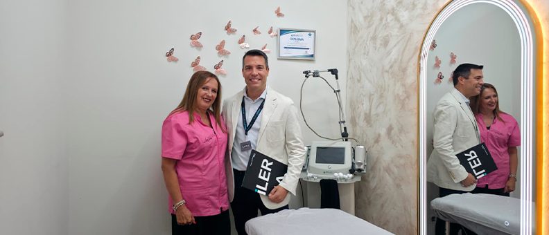 Las alumnas de Maquillaje Profesional y Caracterización de iLERNA se forman en el Centro Estético Lipo Glow