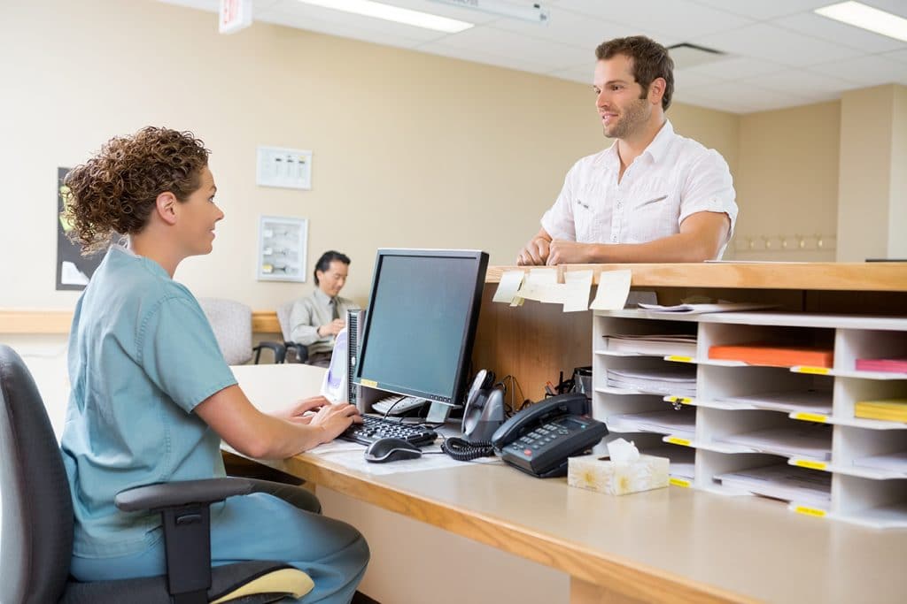 La gestión de pacientes es fundamental para el funcionamiento y la logística de un centro sanitario u hospital.