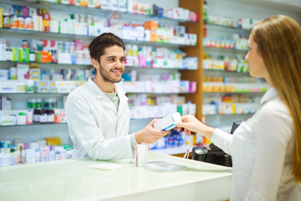 La figura del Técnico en Farmacia y Parafarmacia se ha vuelto clave en el sector farmacéutico