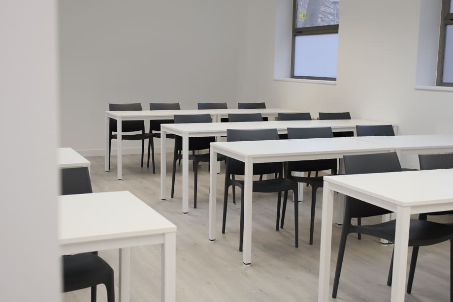 Instalaciones del centro de formación profesional iLERNA Open Vitoria